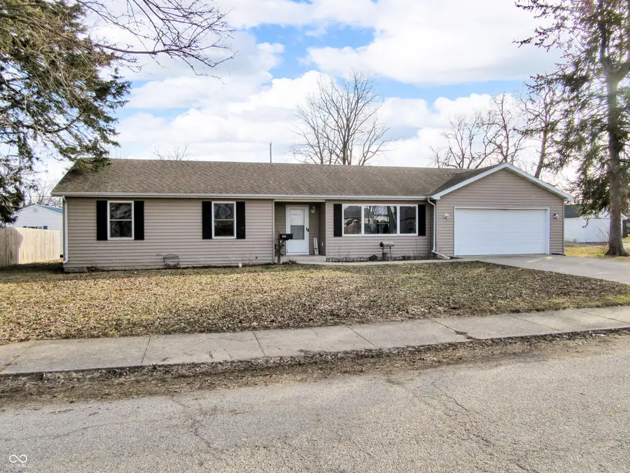504 Wilson Avenue, Crawfordsville, IN 47933 - #3