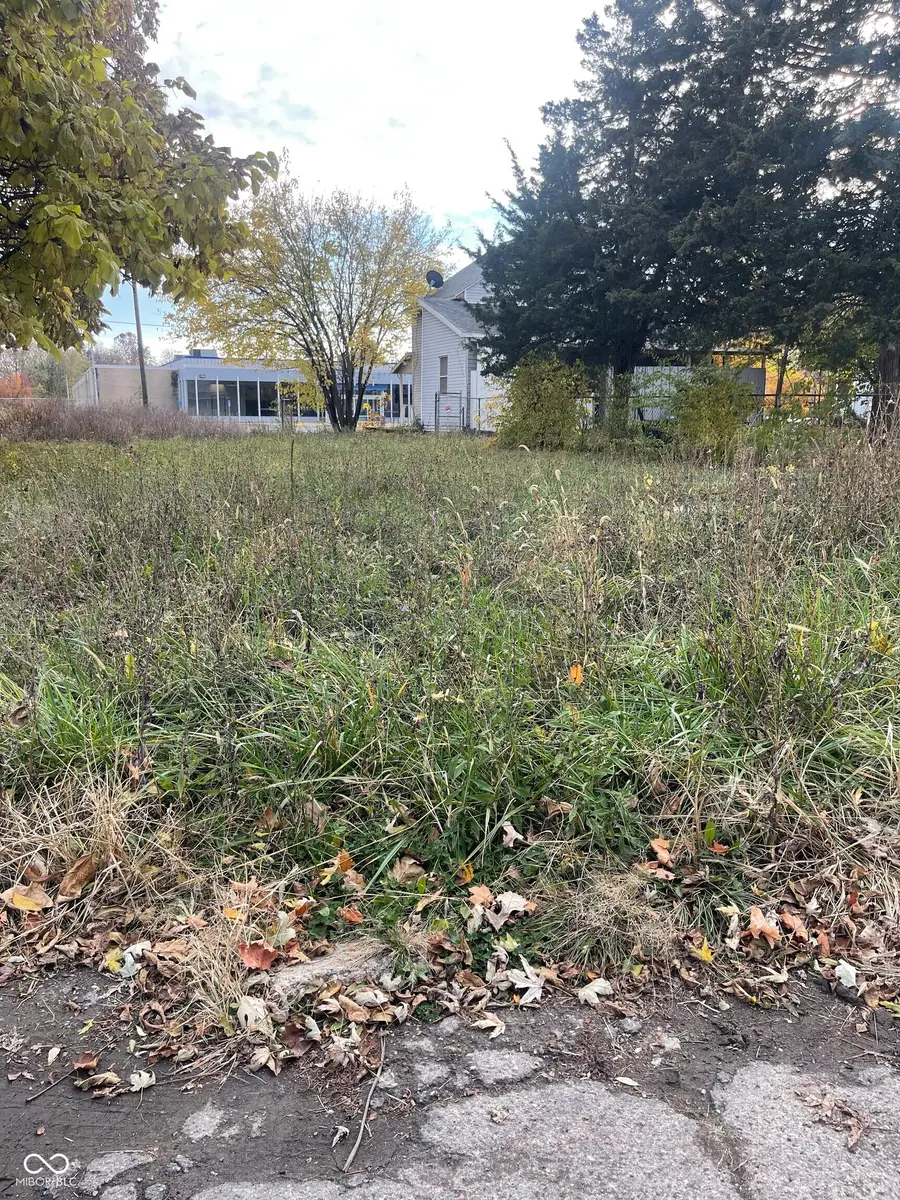 500 W Memorial Drive, Muncie, IN 47302 - Image #2