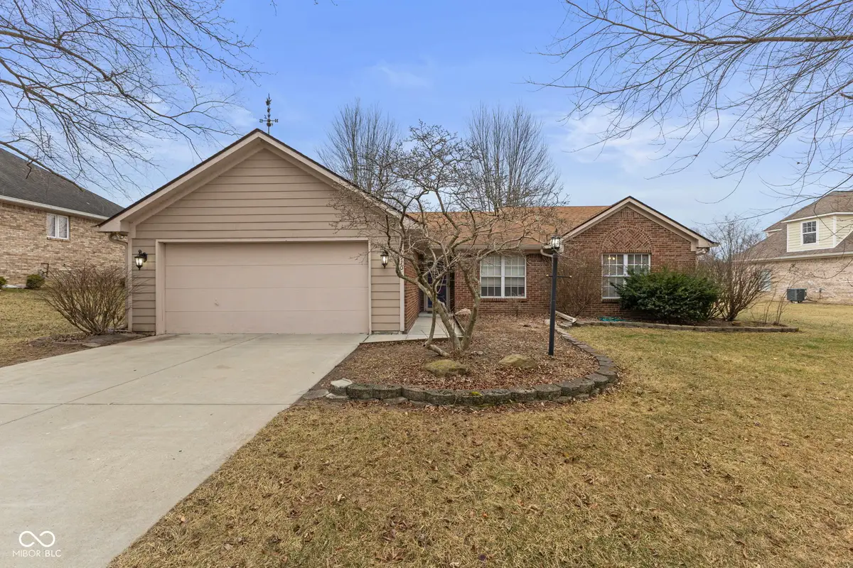 910 N Buck Creek Road, Greenfield, IN 46140 - Image #1