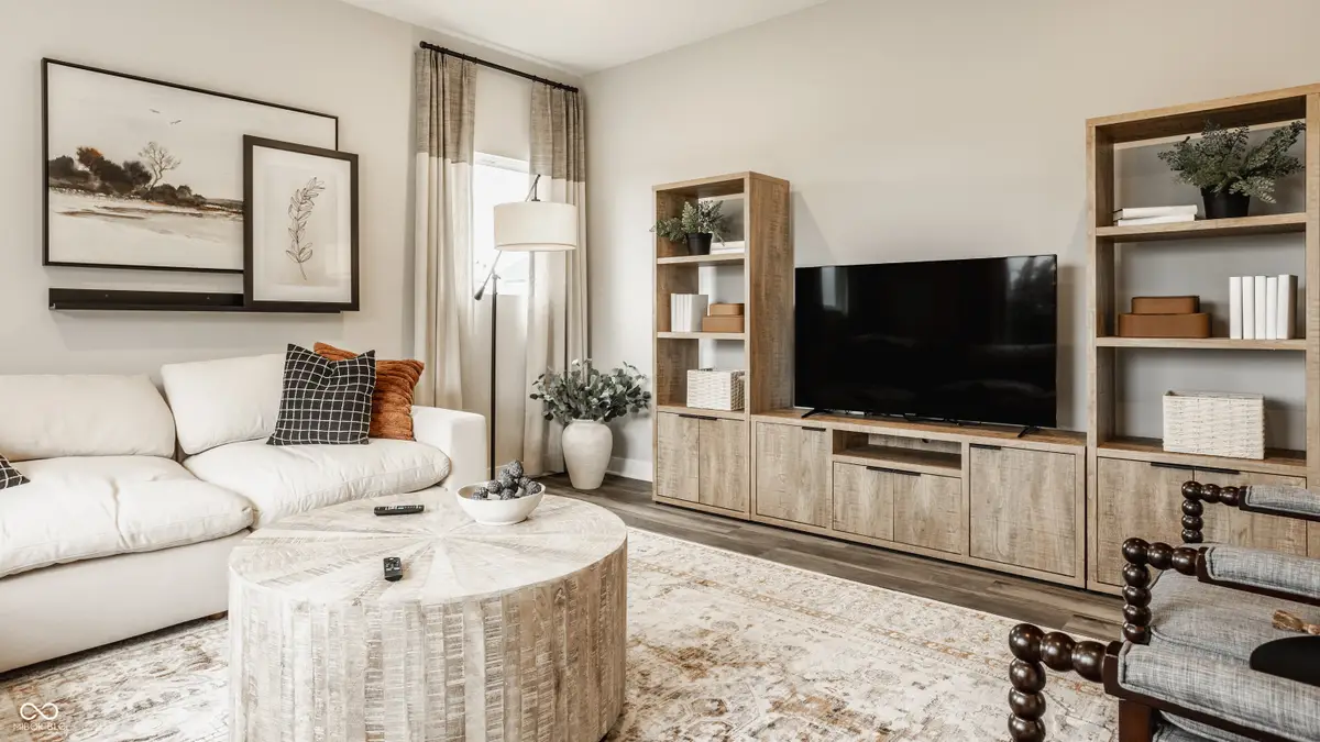 10525 Crystal Coop Lane, Indianapolis, IN 46235 - Image #1