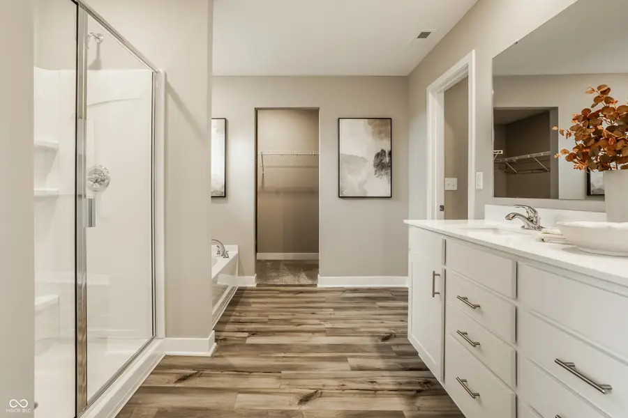 10525 Crystal Coop Lane, Indianapolis, IN 46235 - Image #3