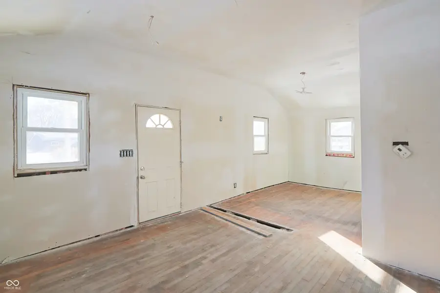 4986 Adkins Street, Columbus, IN 47201 - #3