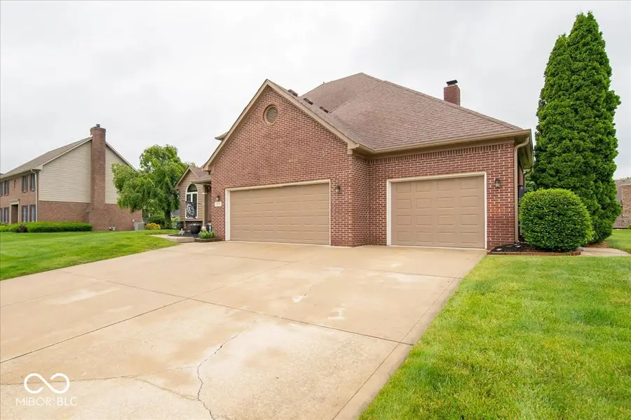 1145 Forest Commons Drive, Avon, IN 46123 - Image #2