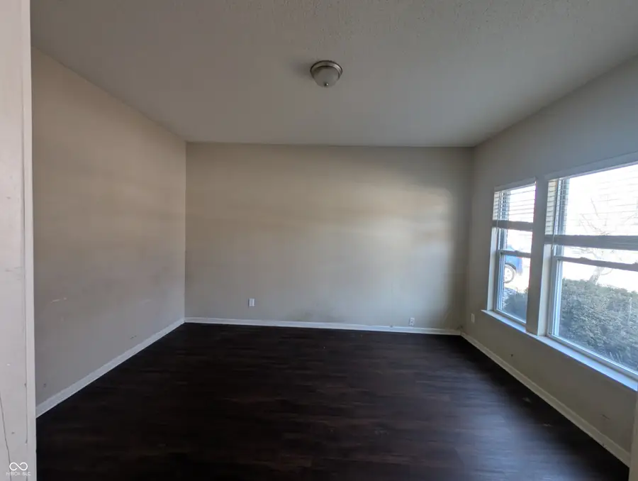 5734 N Attleburg Drive, McCordsville, IN 46055 - Image #2