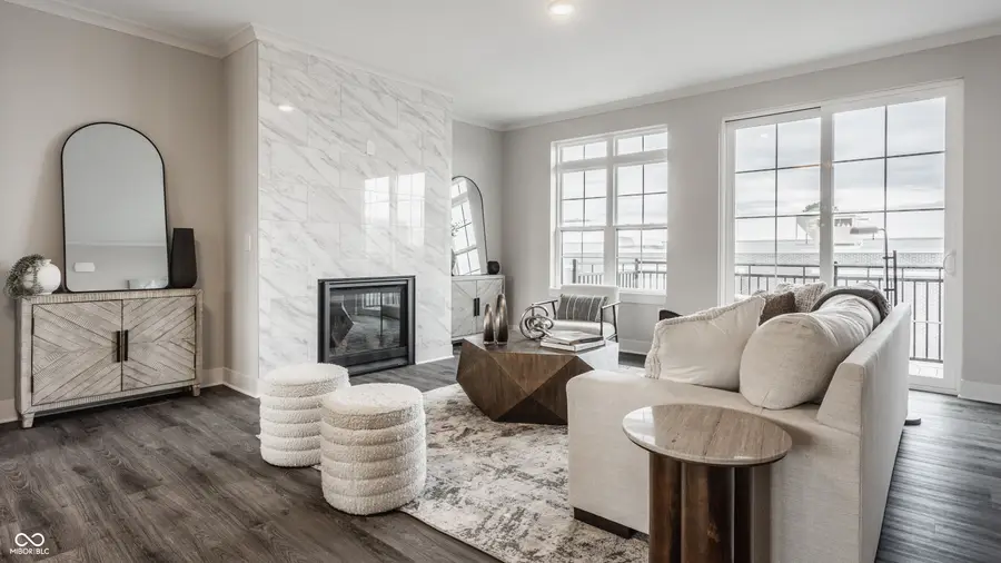 424 S Meridian Street, Greenwood, IN 46142 - Image #2