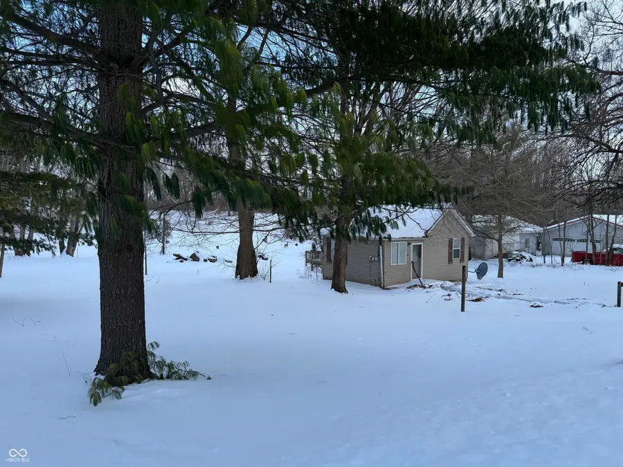 117 S Swain Street, Ingalls, IN 46048 - Image #2