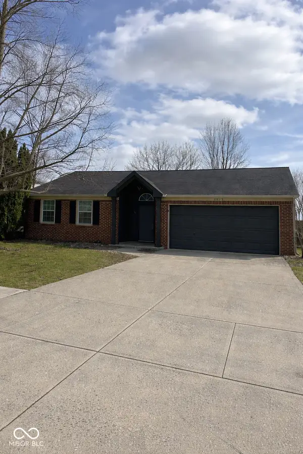 6815 Cherry Laurel Lane, Fishers, IN 46038