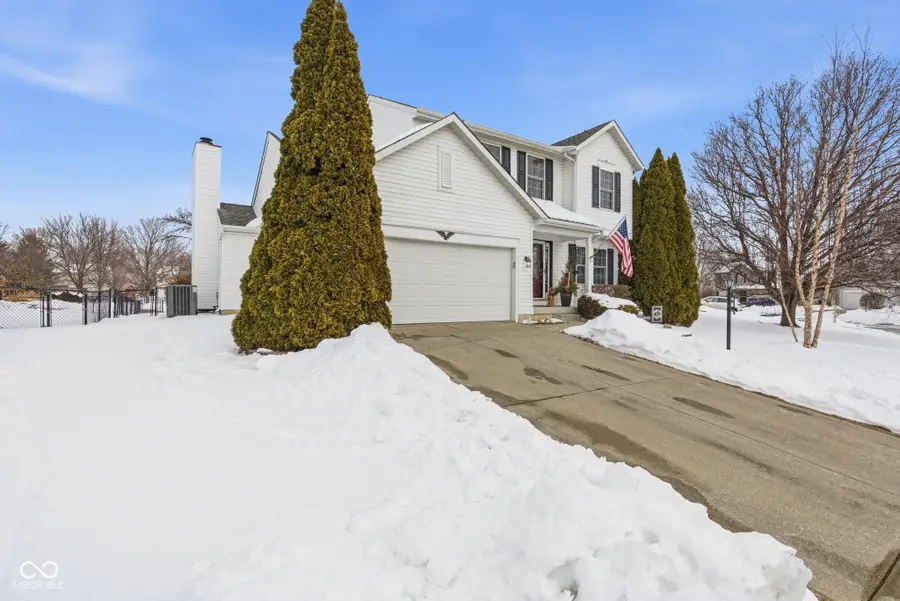 13926 Wakefield Place, Fishers, IN 46038 - Image #2