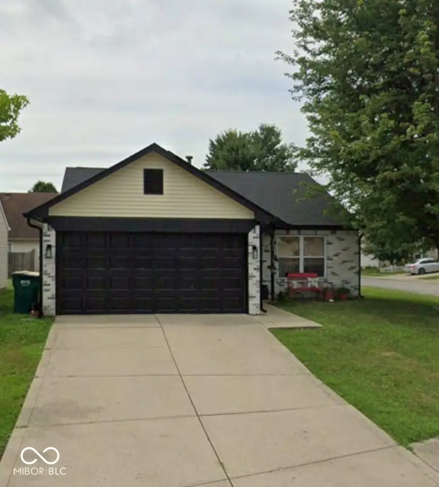 1046 Ebony Circle, Franklin, IN 46131 - Image #2