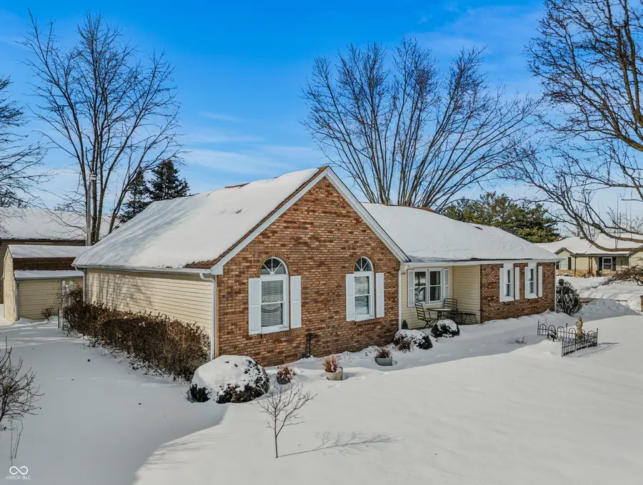 3372 Trestle Drive, Columbus, IN 47203 - #2