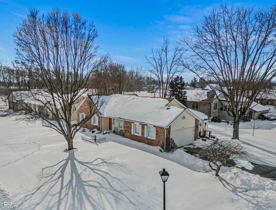 3372 Trestle Drive, Columbus, IN 47203 - #3