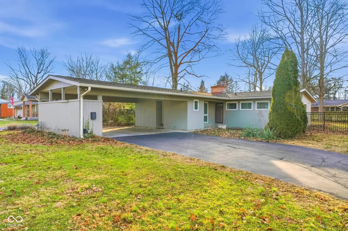 3314 Nugent Boulevard, Columbus, IN 47203 - #1