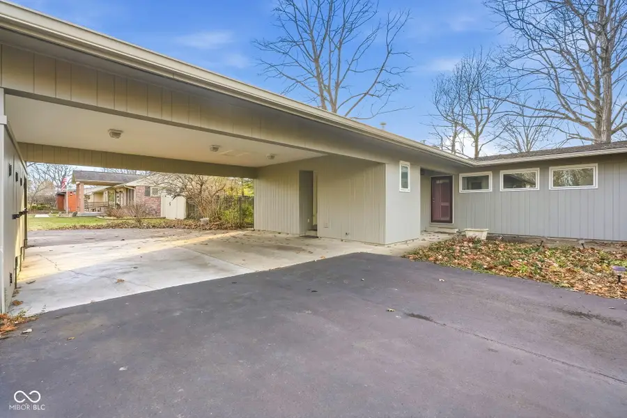 3314 Nugent Boulevard, Columbus, IN 47203 - #3