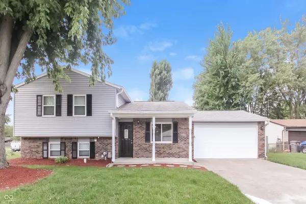 6820 Inverness Way, Indianapolis, IN 46237