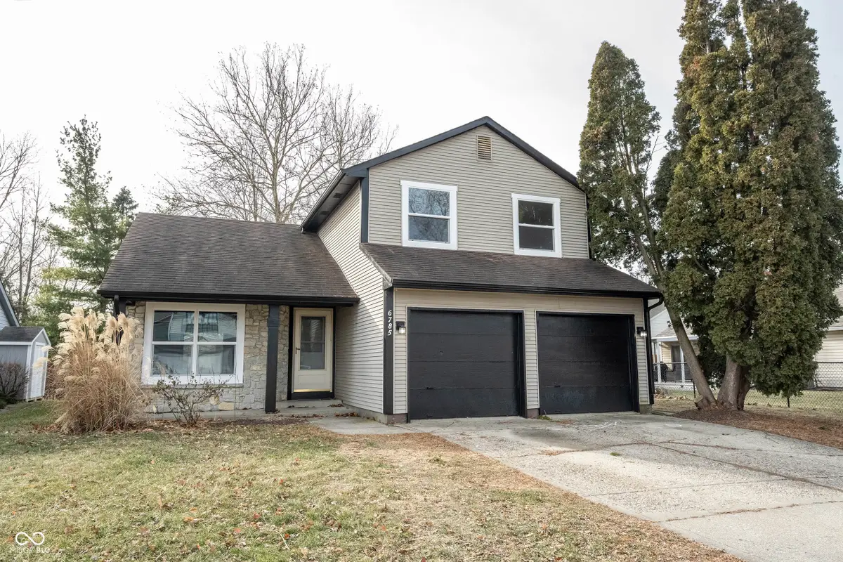 6785 Dunsany Lane, Indianapolis, IN 46254 - Image #1