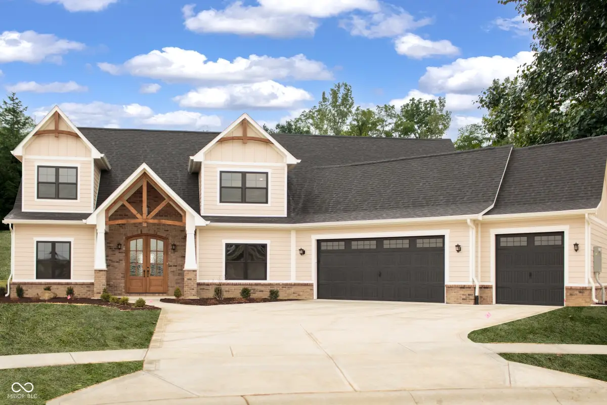 13562 Creekridge Lane, Fishers, IN 46055 - Image #1