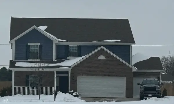 6873 W Cedarwood Circle, McCordsville, IN 46055