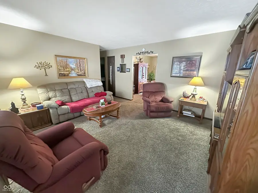 7839 Broadview Drive, Indianapolis, IN 46227 - Image #2