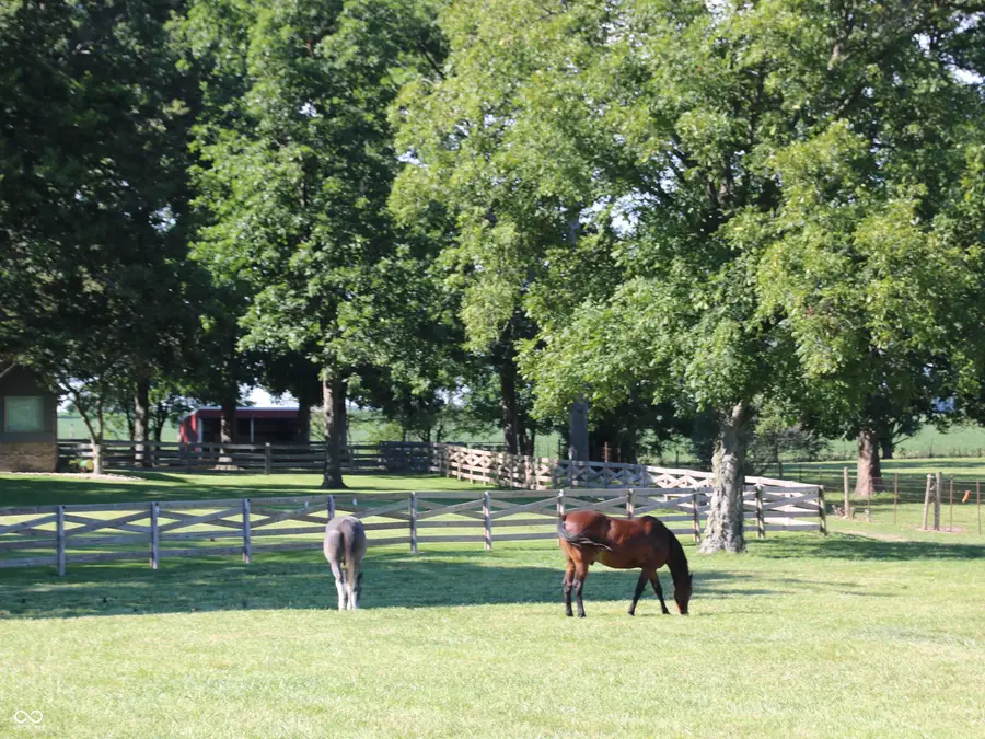 10910 W Us Highway 40, Charlottesville, IN 46117 - Image #3