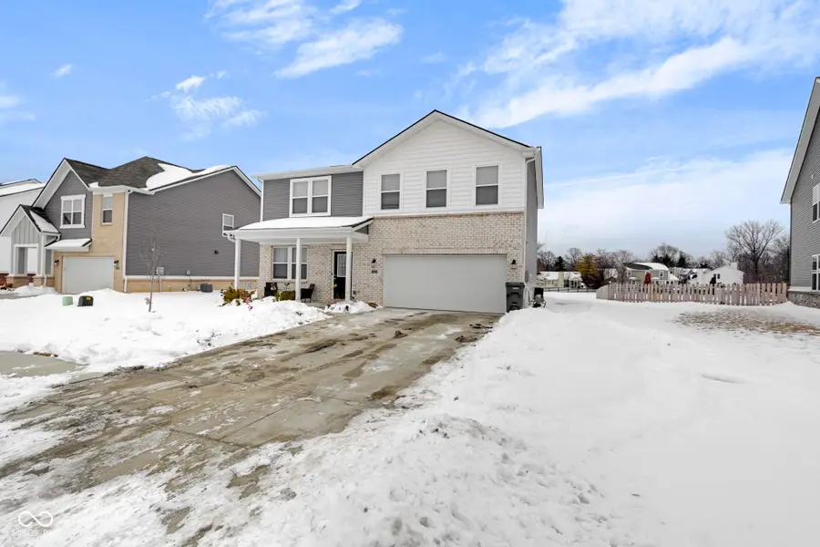 7423 Manor Lake Lane, Indianapolis, IN 46268 - Image #3