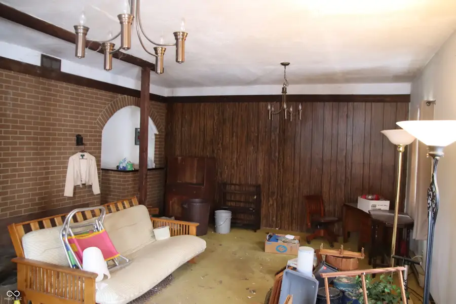 953 S Morristown Pike, Greenfield, IN 46140 - Image #2