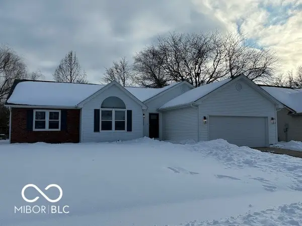 2537 Cedarcrest Drive, Columbus, IN 47203