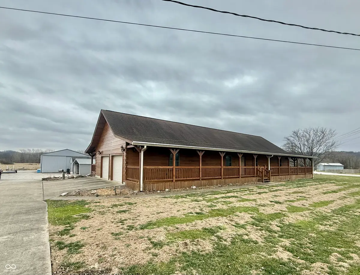 987 W County Road 50 S, Brownstown, IN 47220 - #1