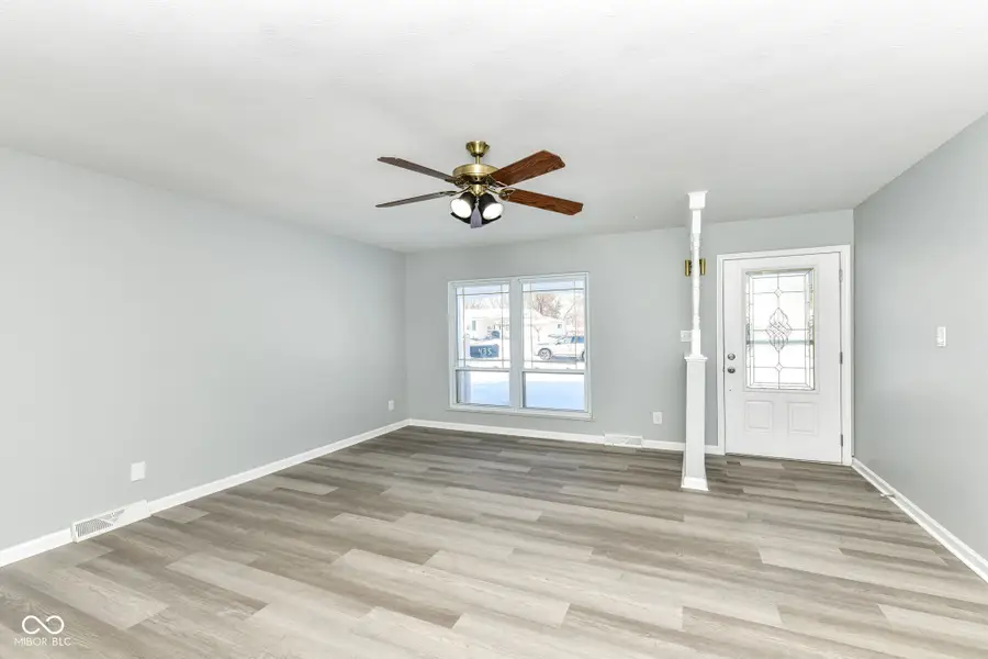 435 Southlane Drive, Whiteland, IN 46184 - Image #2