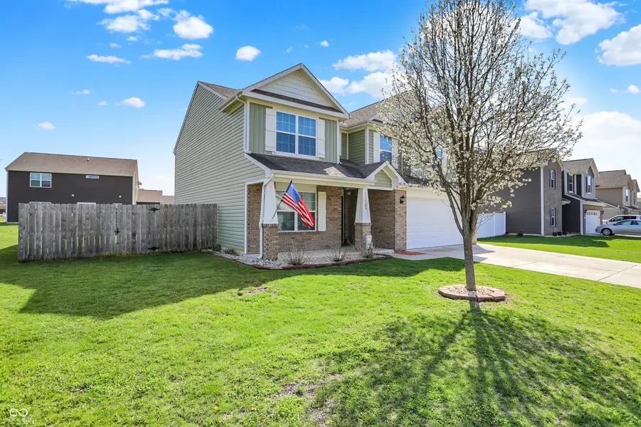 109 N Raymond Avenue, Trafalgar, IN 46181 - #2