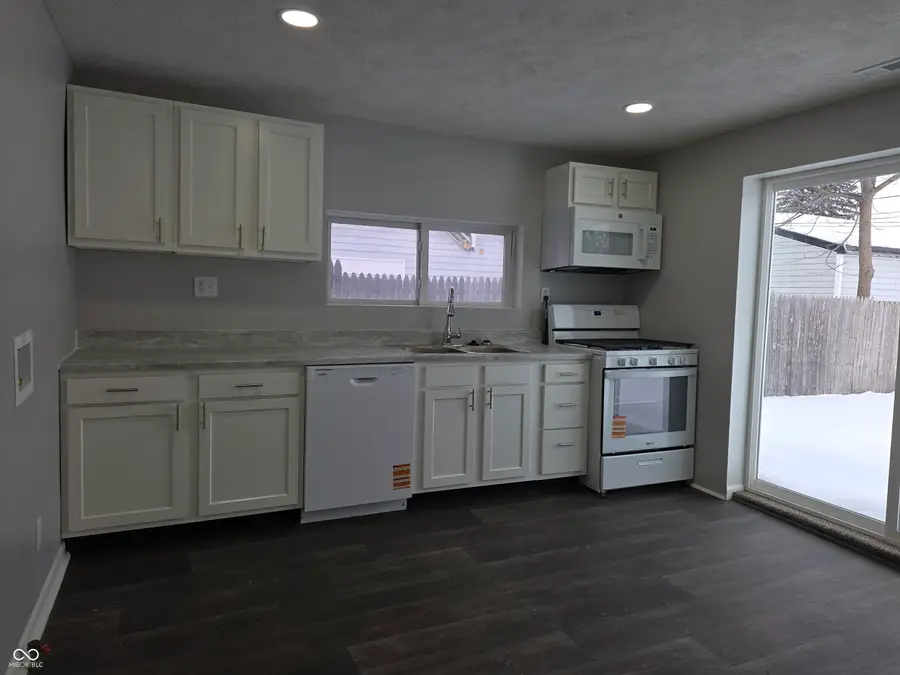 904 Moriseni Street, Shelbyville, IN 46176 - #3