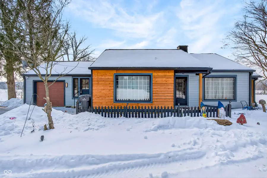 539 E Washington Street, Morgantown, IN 46160 - #2