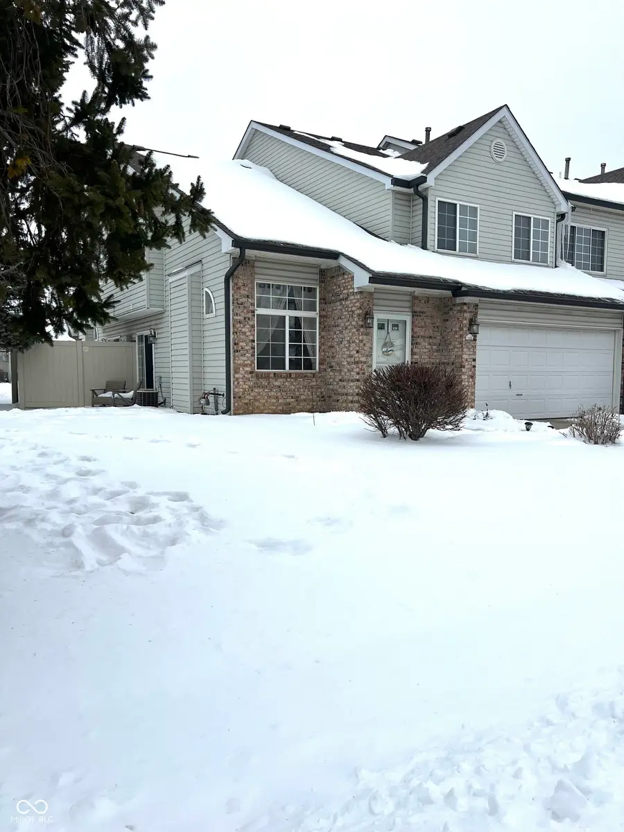 9440 Enclave Drive #A, Avon, IN 46123 - #2