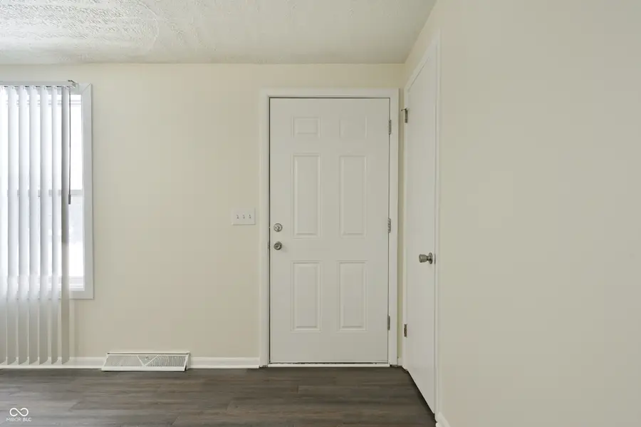 991 Hugo Street, Indianapolis, IN 46229 - Image #3