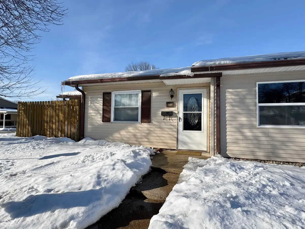 2816 Two Worlds Drive, Columbus, IN 47201 - #1