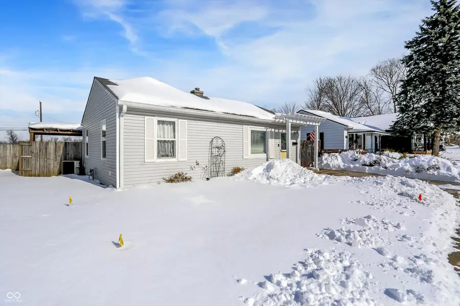 452 E Broadway Street, Greenwood, IN 46143 - Image #2