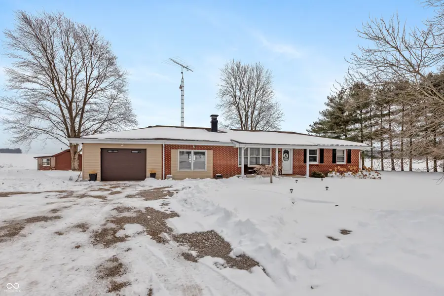 5721 S County Road 550 E, Crothersville, IN 47229 - #2