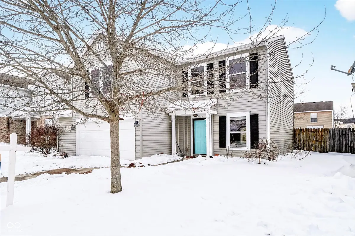 8277 S Evening Drive, Pendleton, IN 46064 - #1