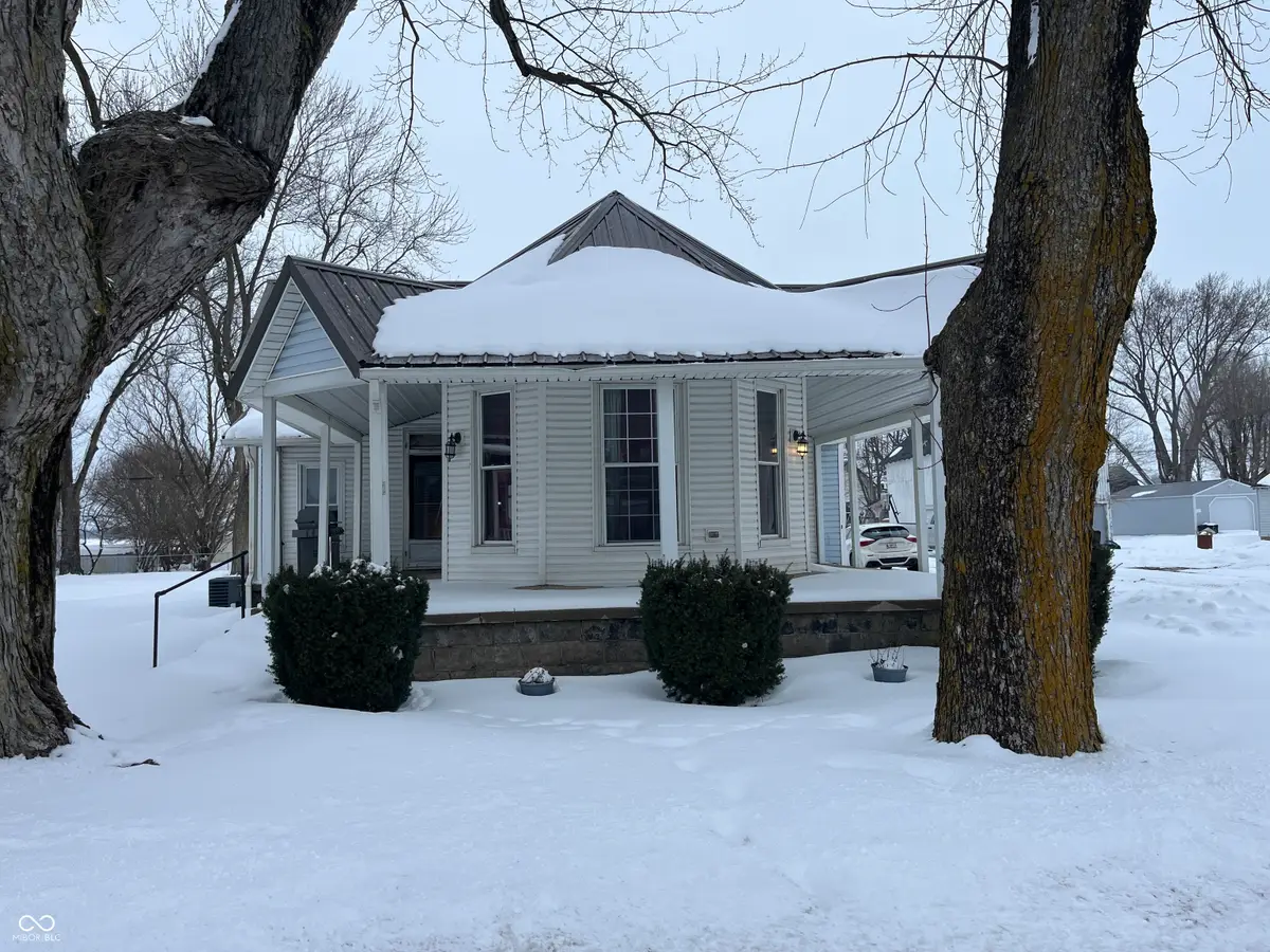 772 E 900 N, Mays, IN 46155 - #1