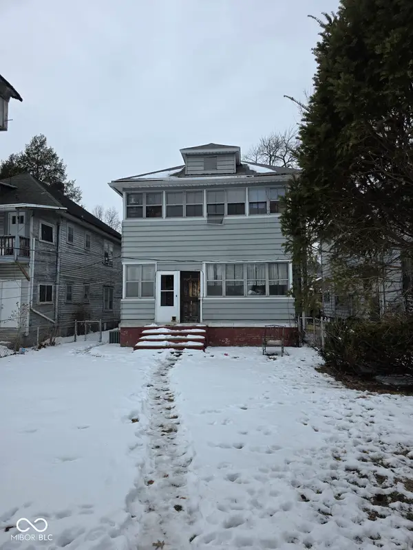 1604 S Center Street, Terre Haute, IN 47802