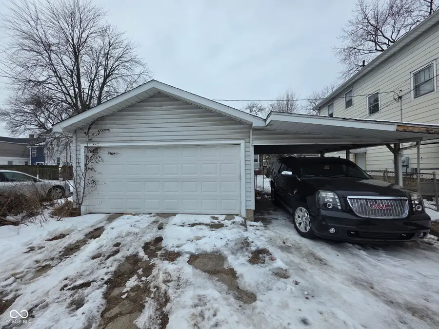 1604 S Center Street, Terre Haute, IN 47802 - #3