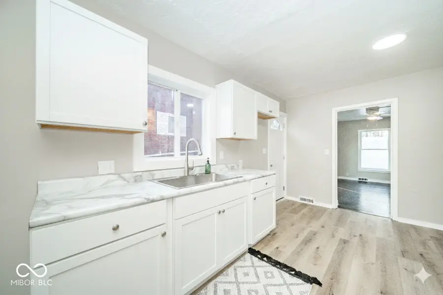 1633 W 10th Street, Anderson, IN 46016 - #2