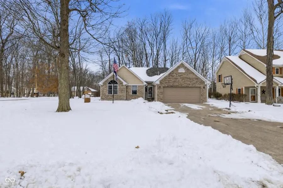 344 Patriots Landing, Coatesville, IN 46121 - #2