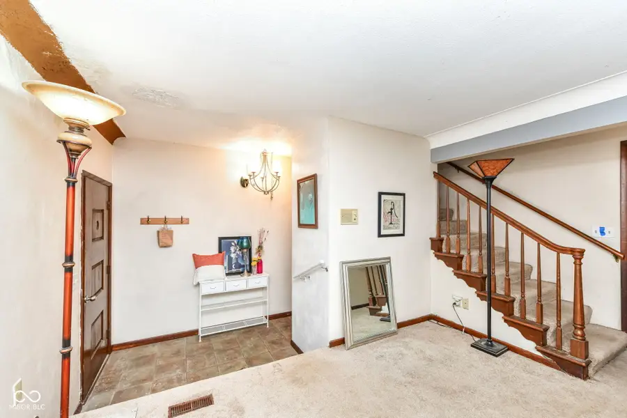 1500 W Mckenzie Road, Greenfield, IN 46140 - Image #2