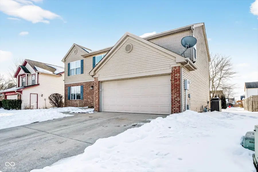 745 Woodcote Lane, Brownsburg, IN 46112 - Image #2
