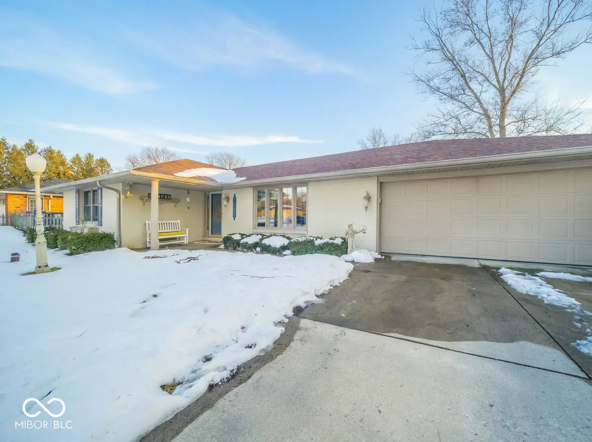 3211 Spring Drive, Anderson, IN 46012 - #1