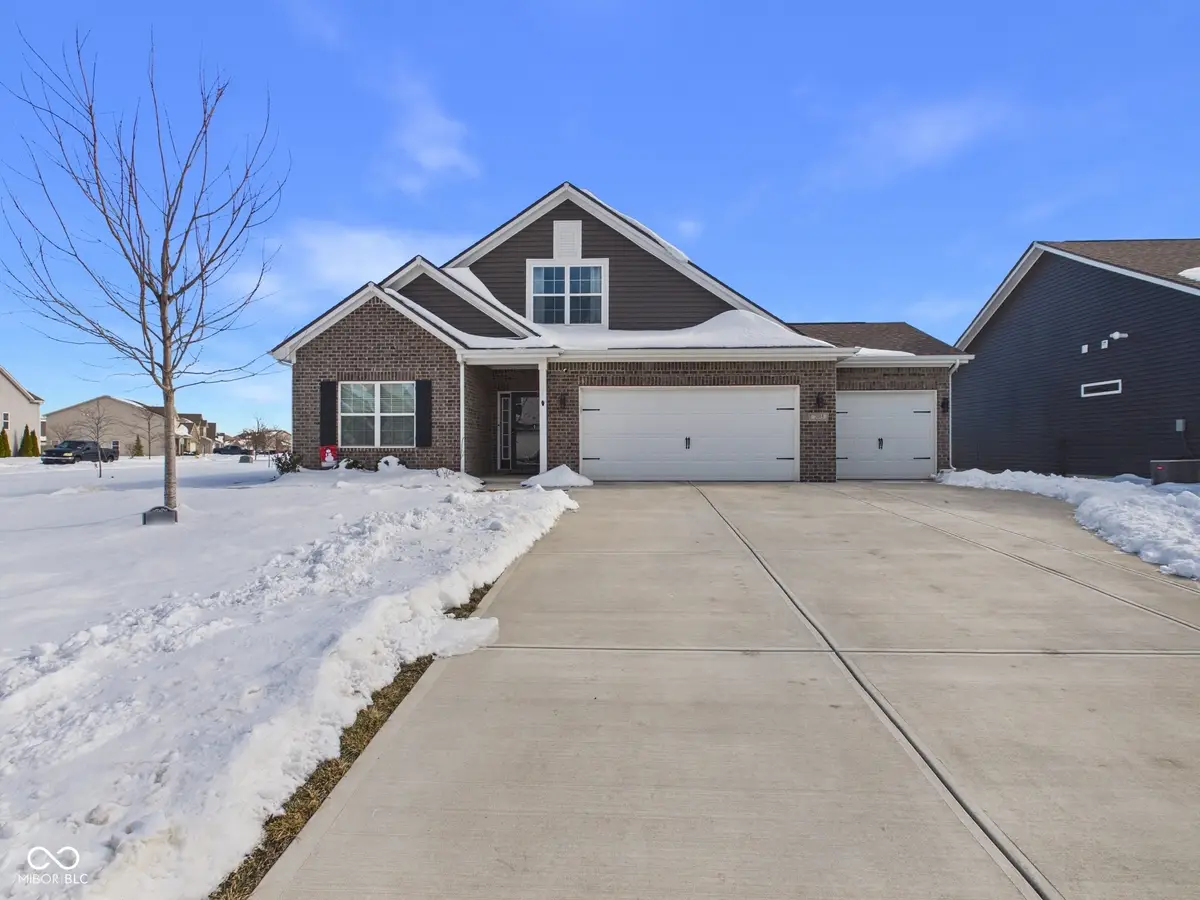 2015 Maplewood Lane, Pendleton, IN 46064 - #1