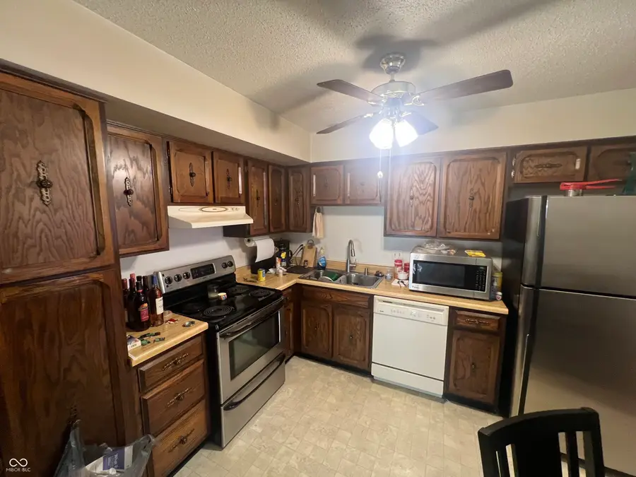 7644 Vintage Circle, Lawrence, IN 46226 - Image #2