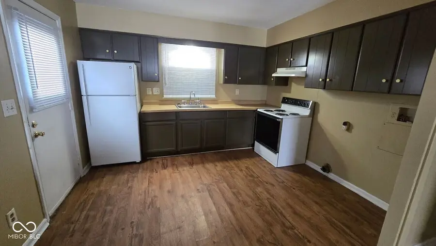 102 S Bradner Avenue, Marion, IN 46952 - #2