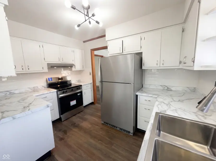 8230 E 11th Street, Indianapolis, IN 46219 - Image #2