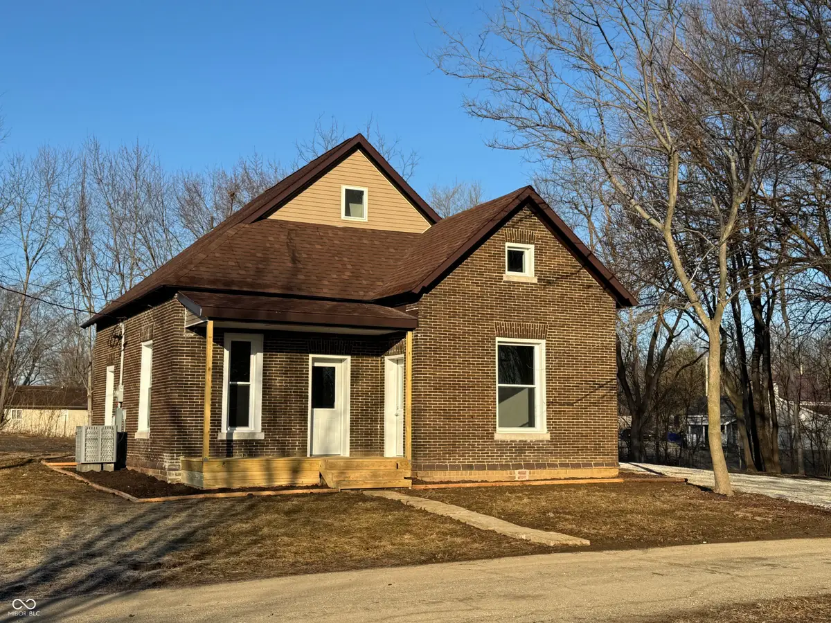 606 S Perry Street, Veedersburg, IN 47987 - #1